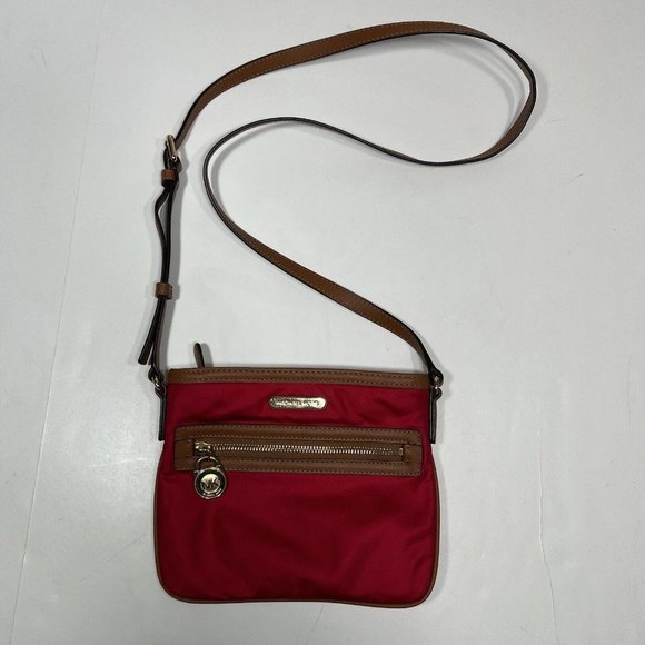 Michael Kors Red Jet Set Nylon Leather Crossbody Bag Purse Size Medium Zipper - Picture 1 of 9